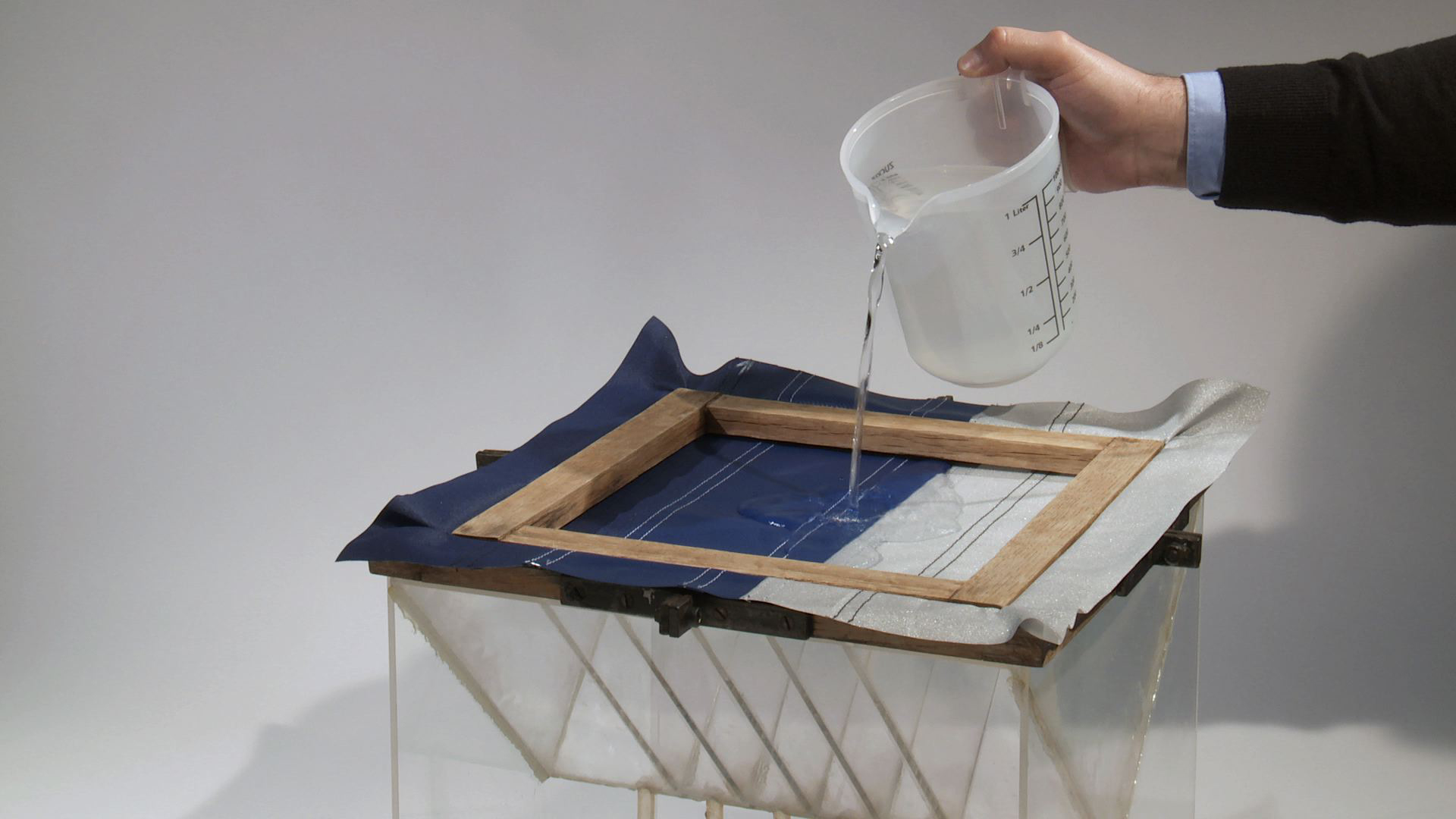 Water-repellency testing setup